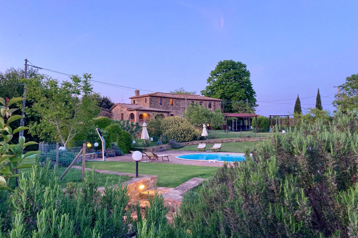 Non solo vino: Piombaia di Montalcino è anche agriturismo e ristorante