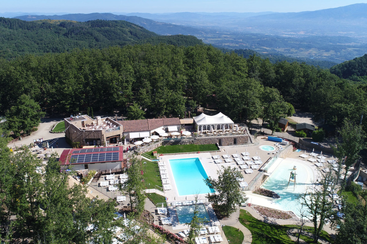 Dalle tende safari allo scuolabus: il campeggio a Orlando in Chianti Glamping Resort