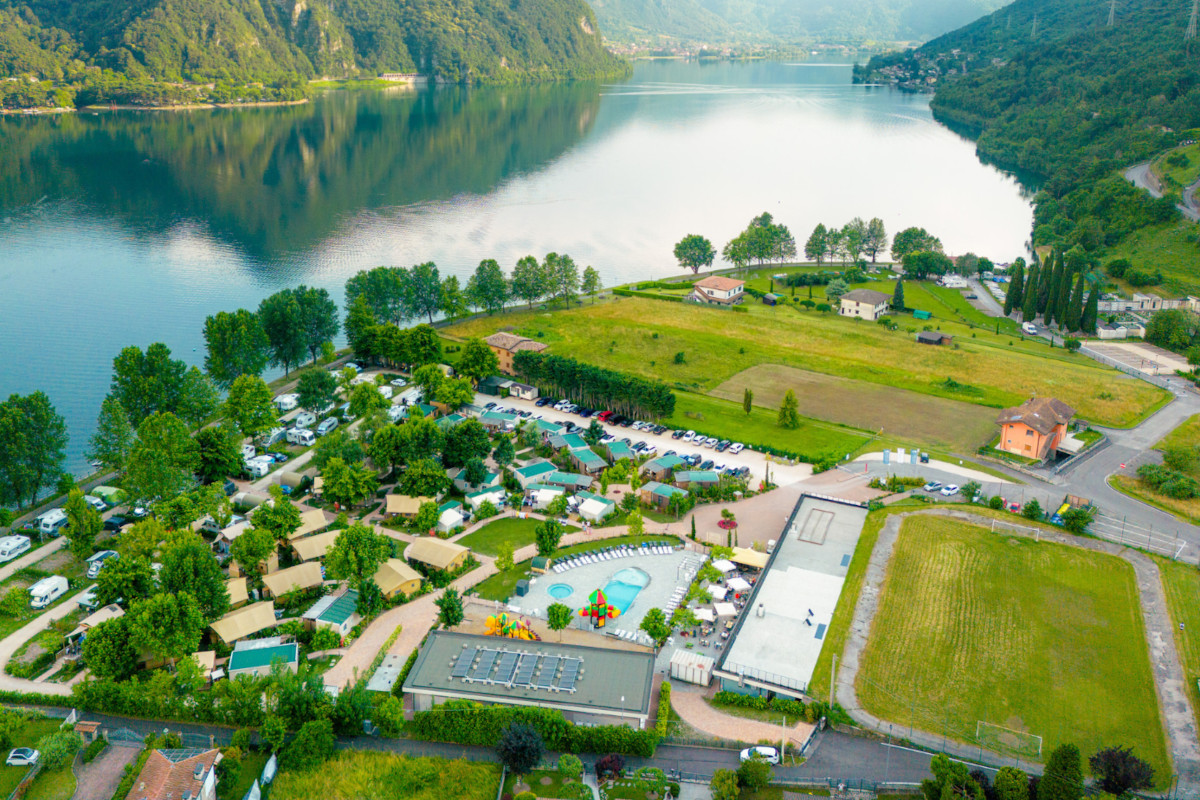 Lago d'Idro, un glamping boutique nella natura della Lombardia