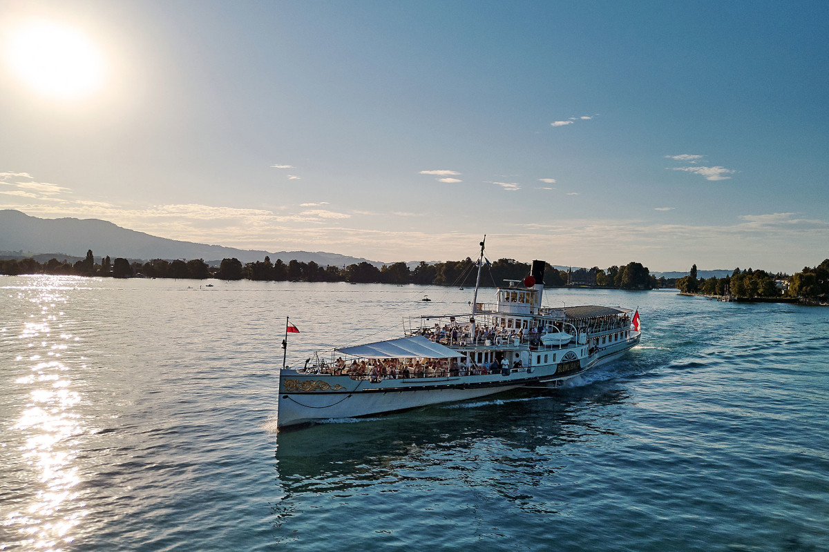 Viaggio in Svizzera tra treni storici, battelli a vapore e percorsi di trekking
