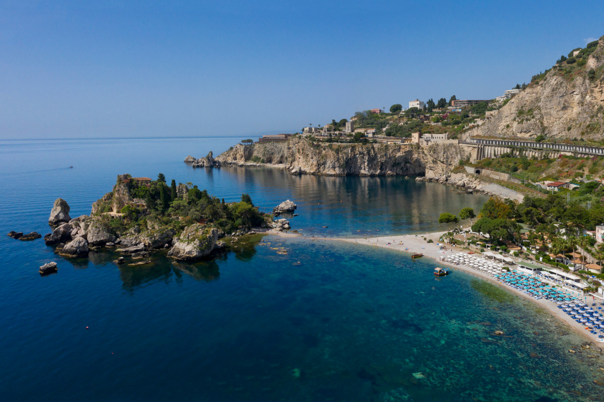 La Plage Resort Taormina, vista mozzafiato e ottima cucina