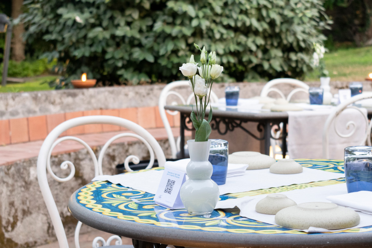 Esperia Palace Hotel, buon gusto ed eleganza tra le colline dell’Etna