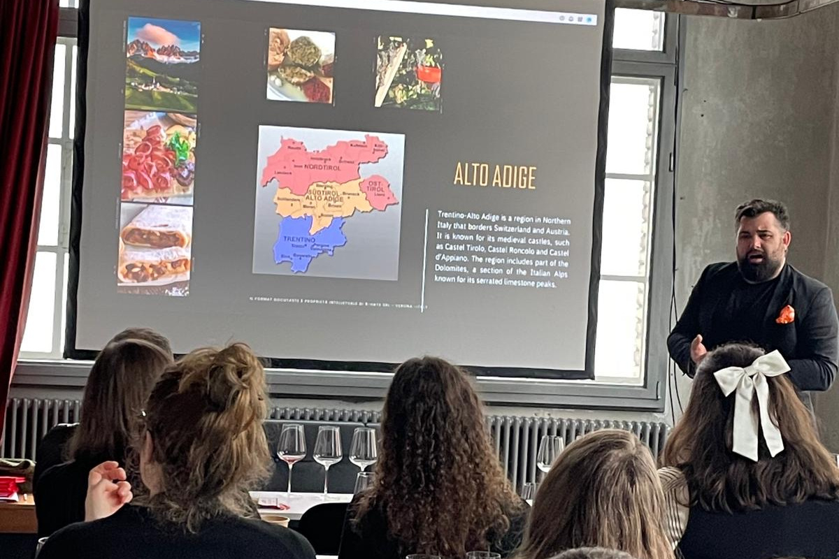 Crisi del vino: il primo passo per superarla è affrontarla insieme Crisi del vino: il primo passo per superarla è affrontarla insieme