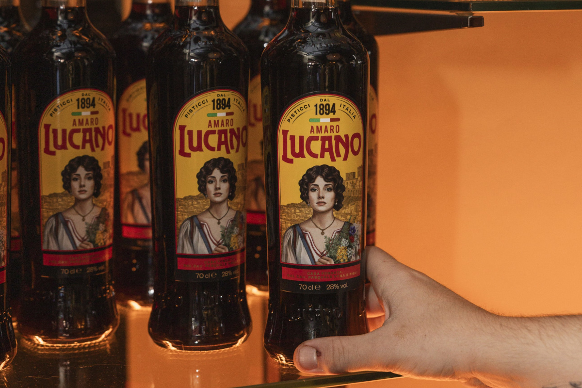 Restyling storico: come Amaro Lucano aggiorna un’icona dal 1894 Restyling storico: come Amaro Lucano aggiorna un’icona dal 1894