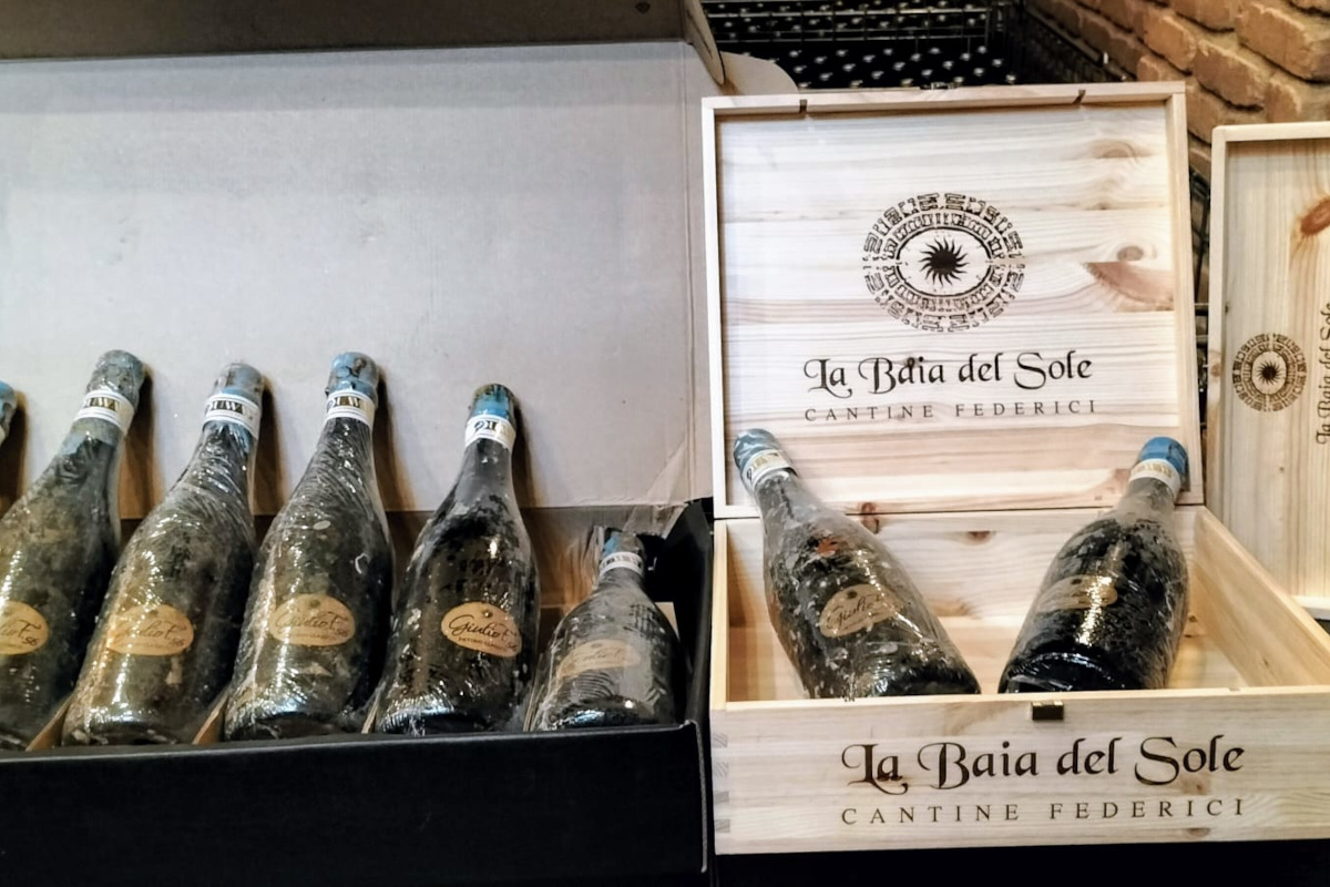 Dal Vermentino Nero agli spumanti underwater: le nuove frontiere dei produttori lunensi Dal Vermentino Nero agli spumanti underwater: le nuove frontiere dei produttori lunensi