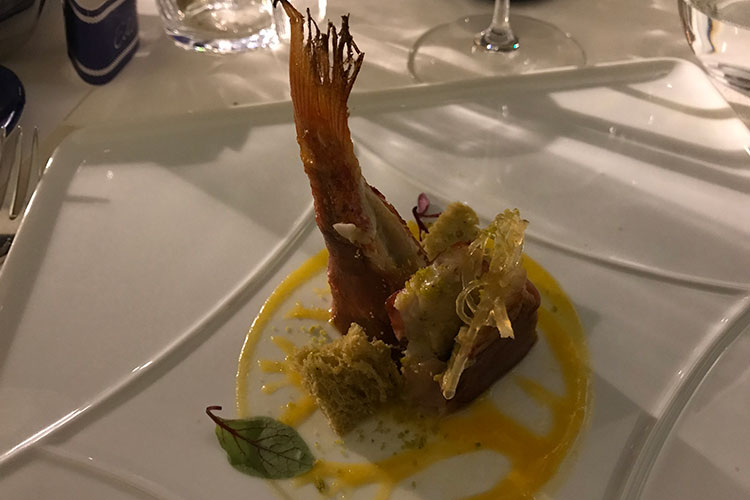 (Cena a sei mani con luna pienaIl ristorante Eolo di Amalfi stupisce)