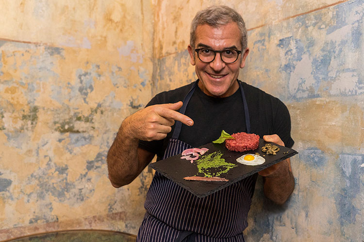 Max Mariola (Arte, vita notturna e tentazioni gourmet Stilelibero apre i battenti a Prati)