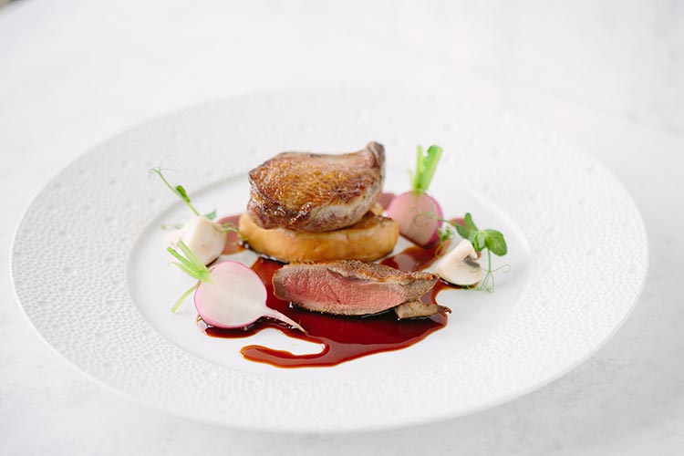 Il piccione alla brace (Borgo San Jacopo di Firenze Ortaggi di casa nel menu degustazione)