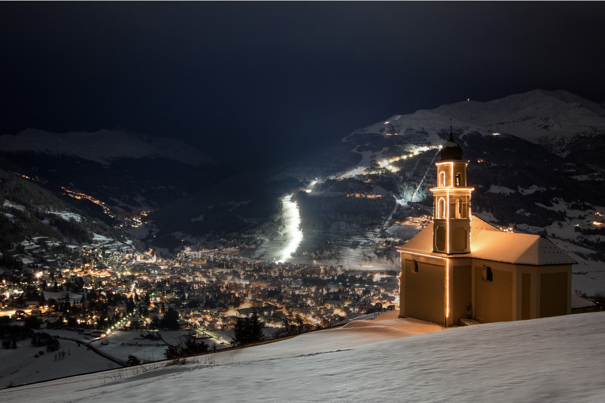 La pista Stelvio in notturna. Foto: Roby L’inverno a Bormio tra sci, terme e buona cucina