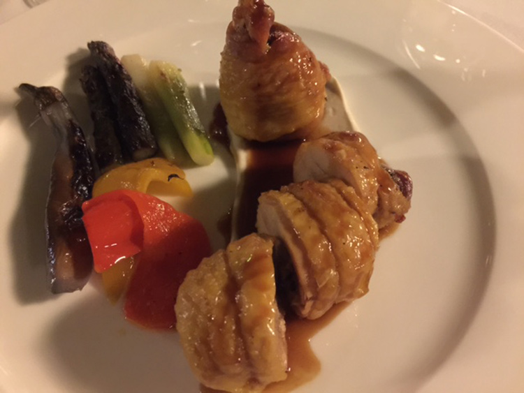 Pollo ruspante con verdure di stagione