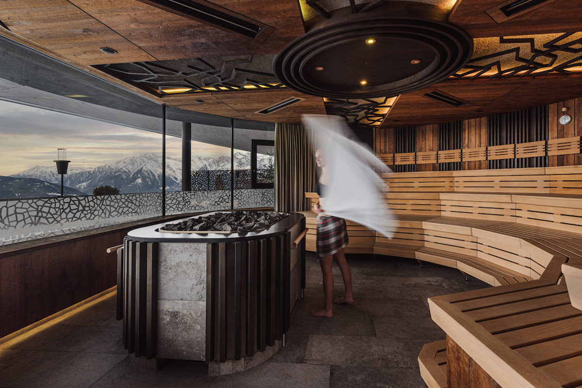 Come ricaricarsi prima e dopo lo sci? Hotel e trattamenti per corpo e mente in quota Come ricaricarsi prima e dopo lo sci? Hotel e trattamenti per corpo e mente in quota