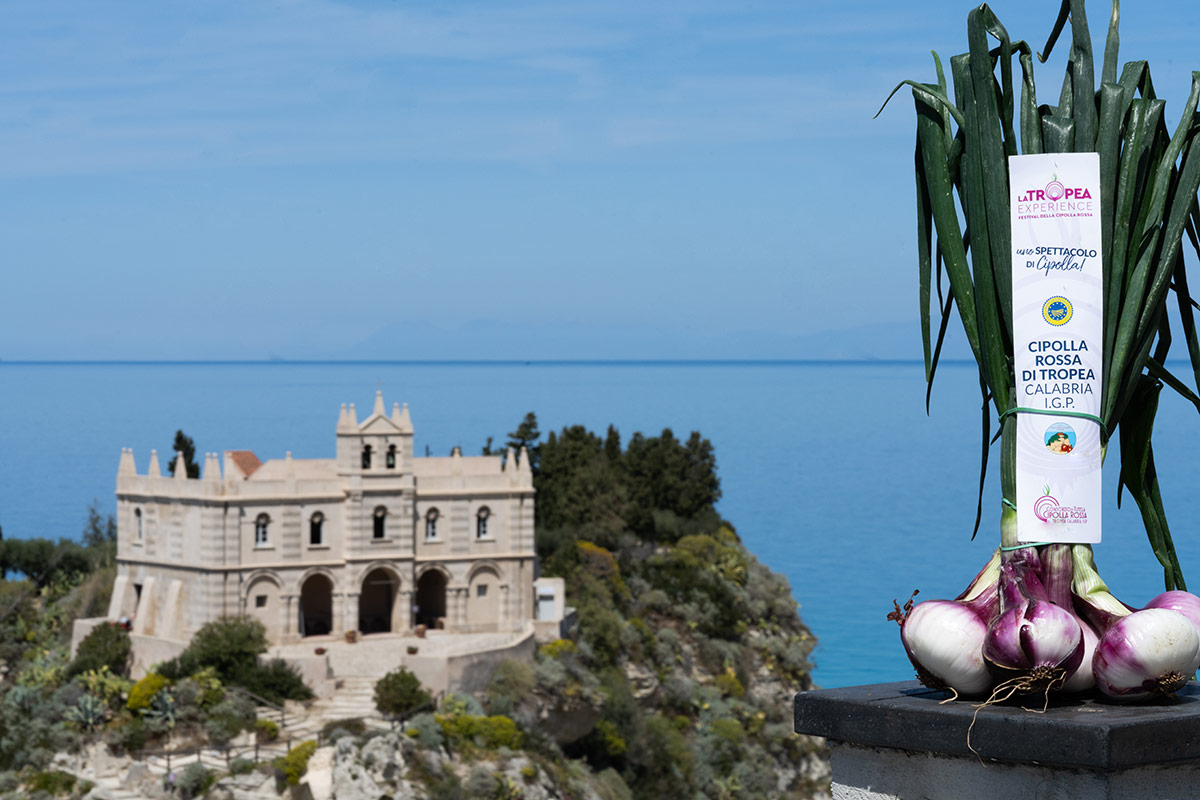 Cipolla Rossa di Tropea, un’eccellenza da gustare tutto l’anno