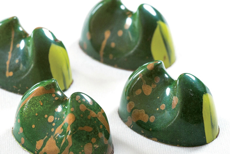 Comaschi e Bachour insieme a Pavoni Pronte due nuove linee di stampi