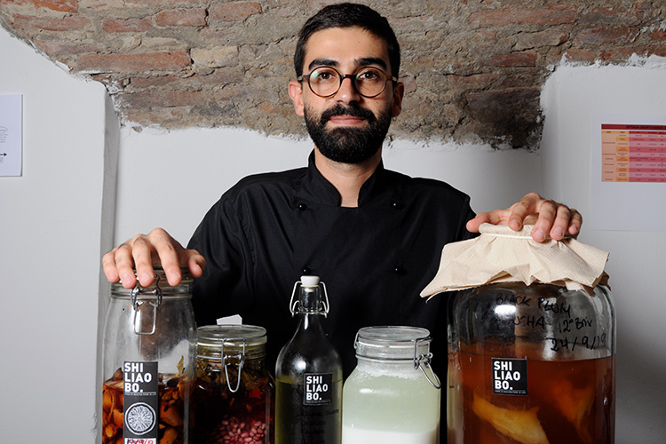 Jose De La Rosa Moron (Conoscenza vs spreco alimentare La prospettiva di Jose Moron)