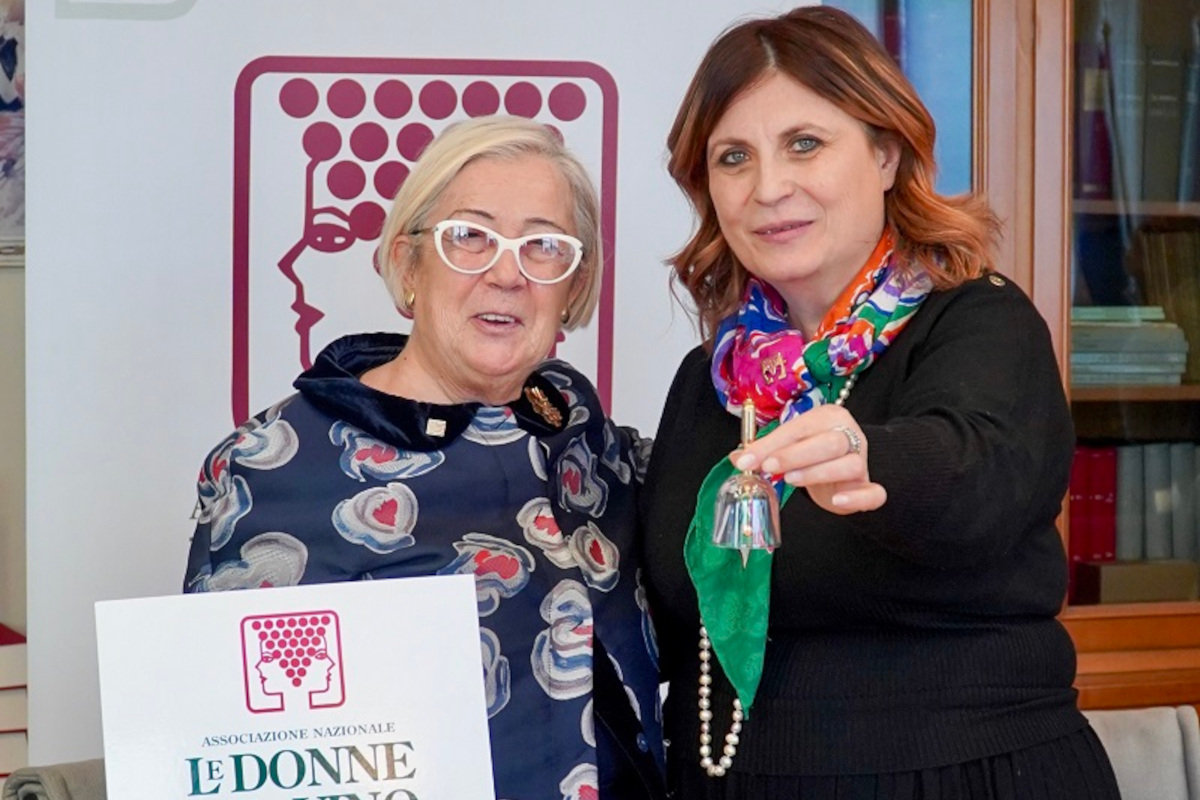 Donne del Vino festeggia a Firenze il 35° anniversario della fondazione Donne del Vino festeggia a Firenze il 35° anniversario della fondazione