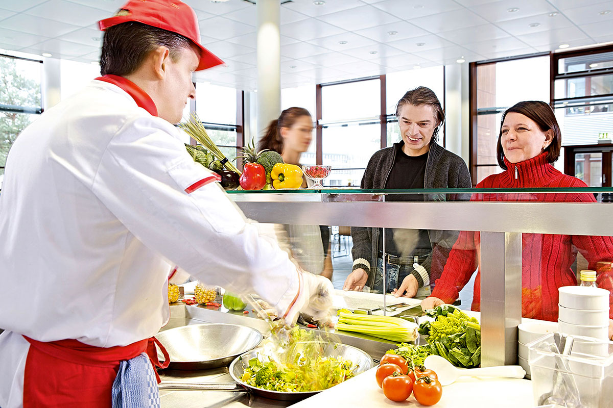 Mense, per Dussmann ora ci vogliono flessibilità e servizi diversificati