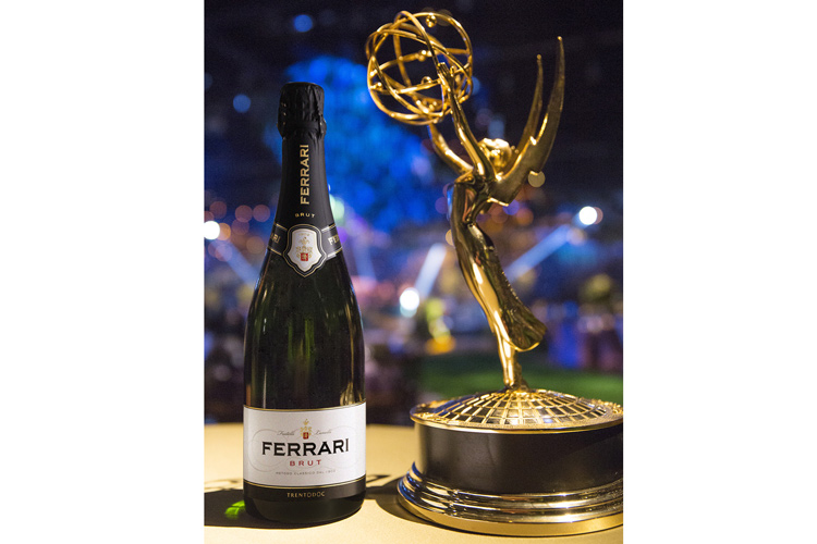 Le bollicine Ferrari e l'Emmy Award (Emmy Awards, brindisi con Ferrari)
