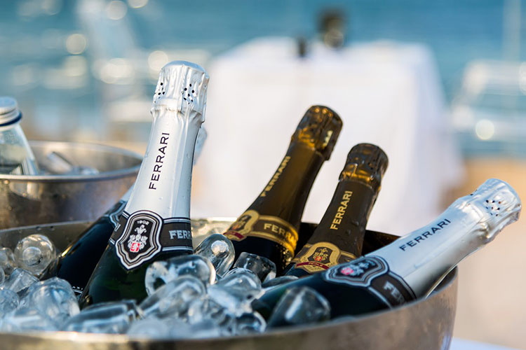 (Emmy Awards, Ferrari Trentodoc si conferma brindisi ufficiale dell'evento)