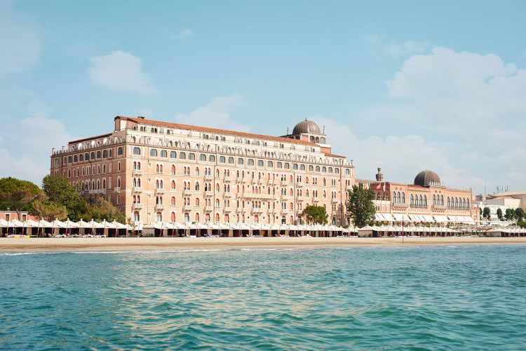 L'Hotel Excelsior Venice Lido Resort si rinnova: ecco le nuove suite