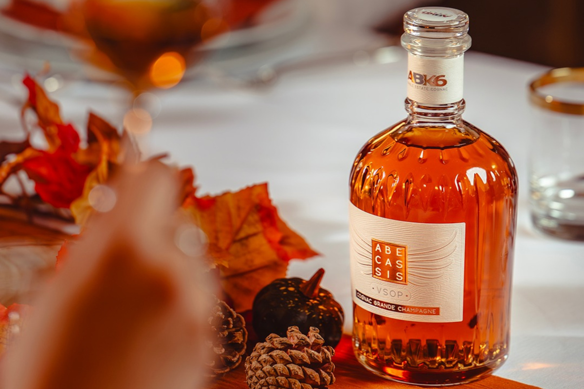 Il nuovo linguaggio del Cognac: il viaggio nella Petite Champagne di Francis Abécassis