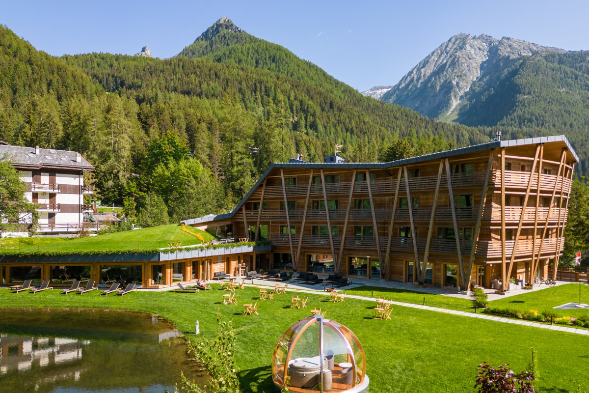Valle d'Aosta in rosa: la 19ª tappa del Giro d'Italia tra Biella e Champoluc