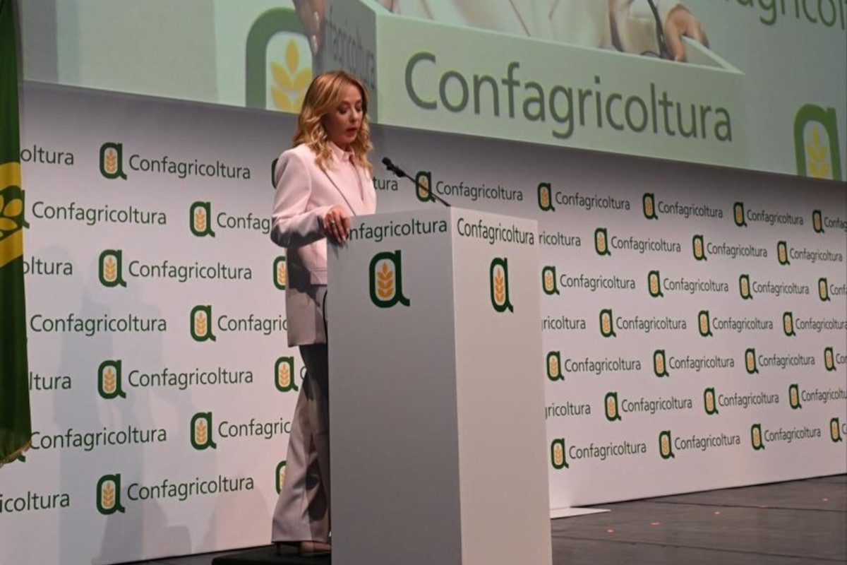 Meloni: «Viviamo in tempi imprevedibili e l’agricoltura rappresenta una certezza» Meloni: «Viviamo in tempi imprevedibili e l’agricoltura rappresenta una certezza»