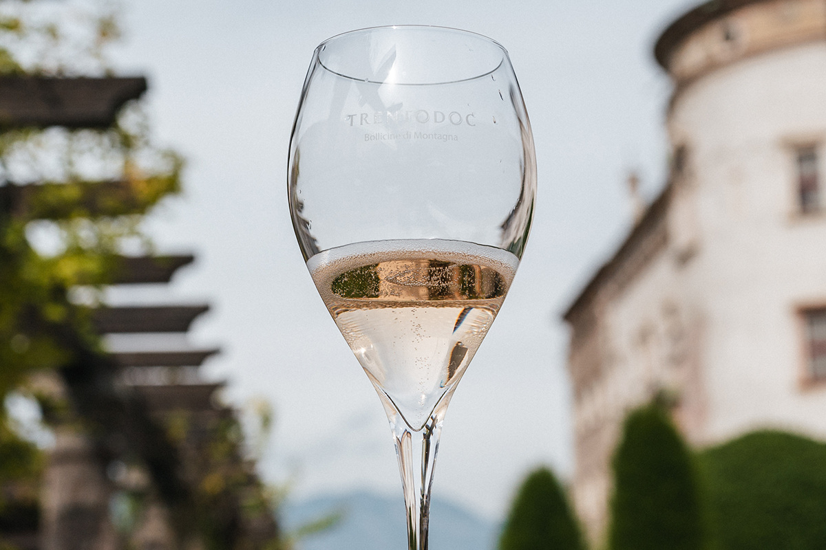 Enoturismo, ricerca e formazione: come il Trentodoc Festival racconta il Trentino