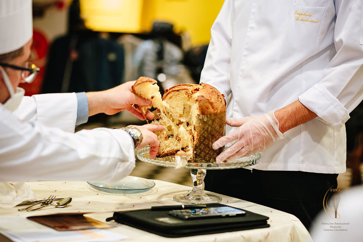 Pasticceri in gara per il miglior panettone del mondo