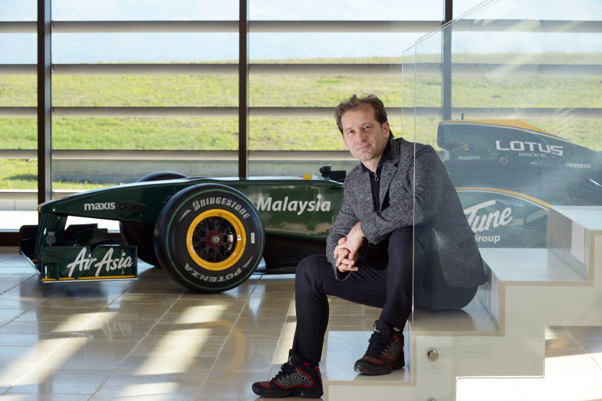 Cantina Castorani, dalla velocità della Formula 1 alla lentezza del vino