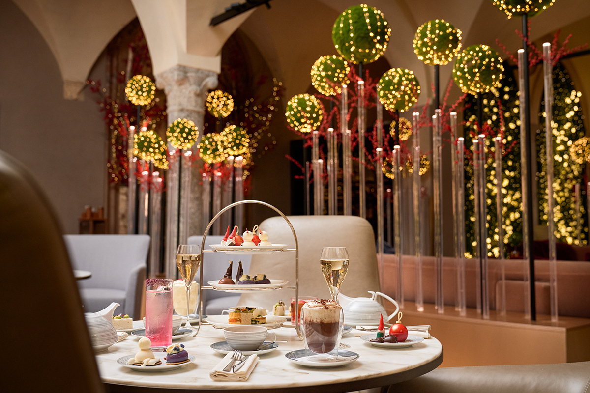 L'Afternoon tea diventa festivo  Una foresta incantata in città: ecco il Natale al Four Seasons Milano