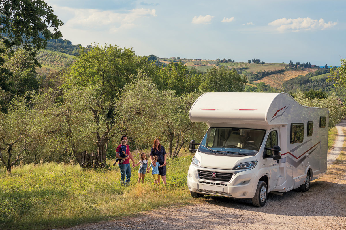 Vacanze in famiglia, tante idee e novità al Salone del Camper a Parma