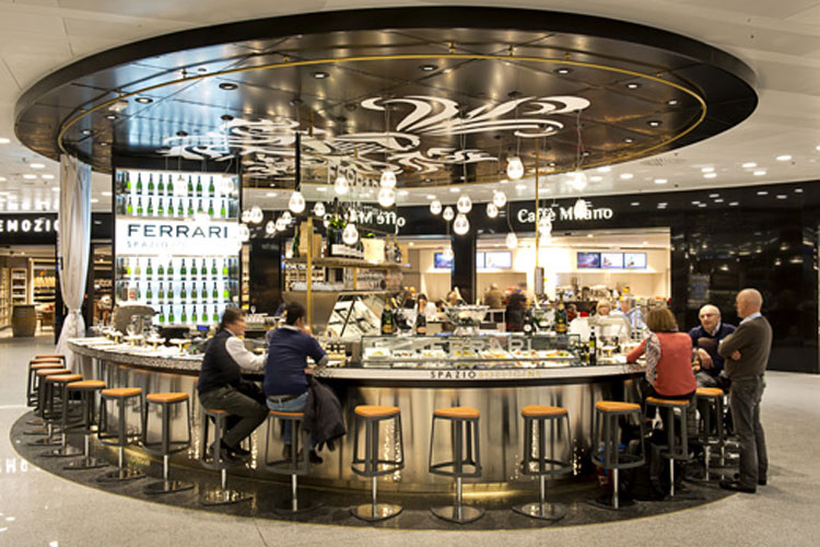 I Ferrari spazio bollicine Airport wine bar of the year