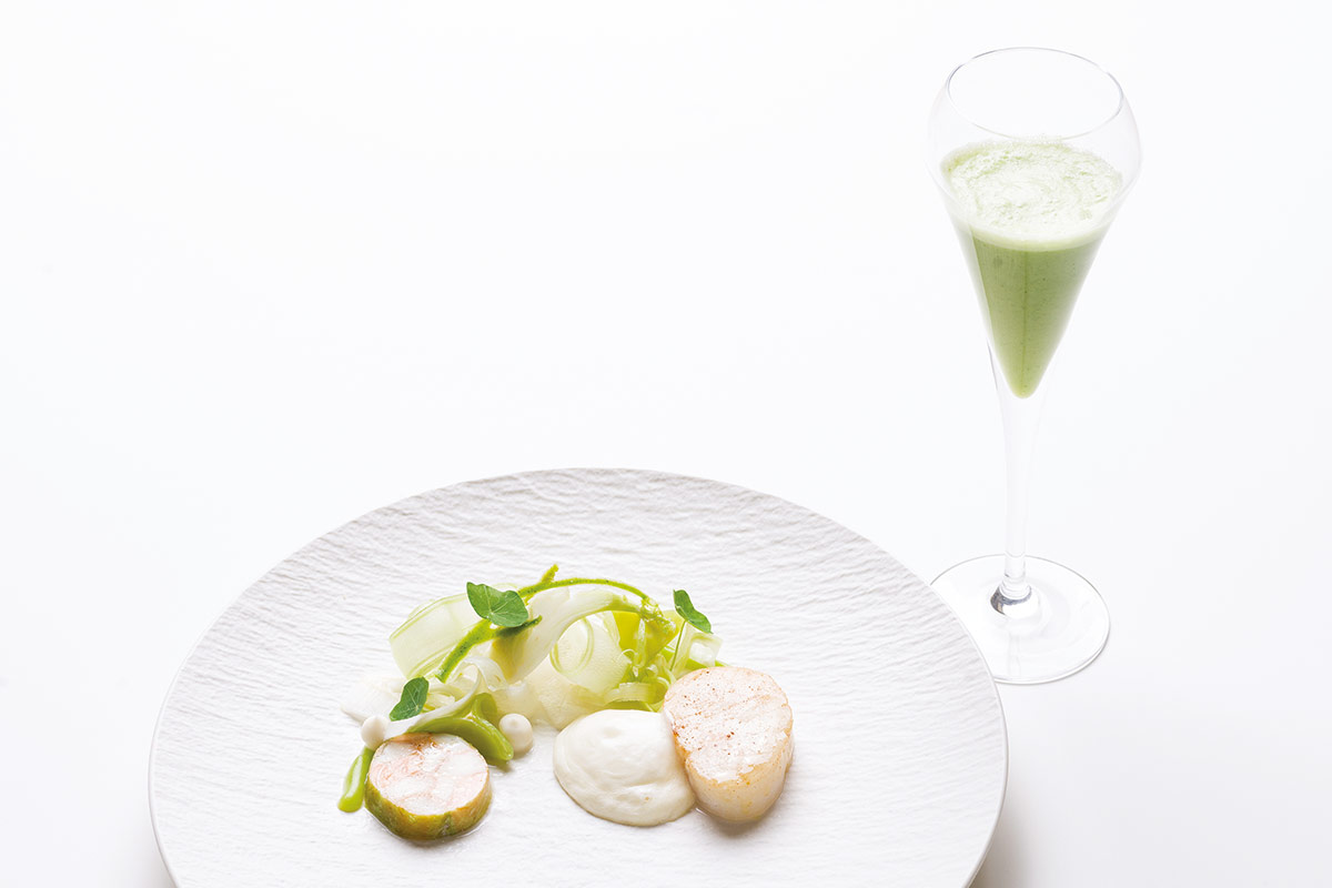 Filetto di baccal&agrave; con spuma alla mandorla e verdure marinate alla gazzosa Filetto di baccal&agrave; con spuma alla mandorla e verdure marinate alla gazzosa