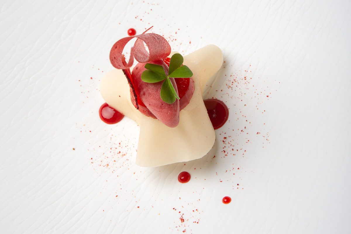 Fragola, ricotta, marzapane