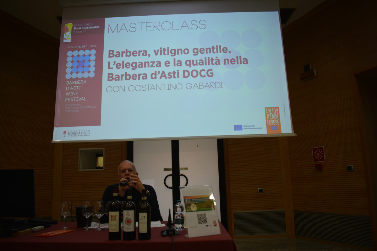 Dai vitigni alla cucina circolare: il festival che racconta il volto del Monferrato