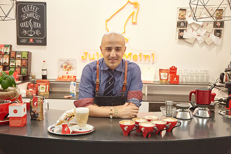 Gianni Cocco - Come fare un cappuccino perfetto? Lo svelano Cocco e Julius Meinl