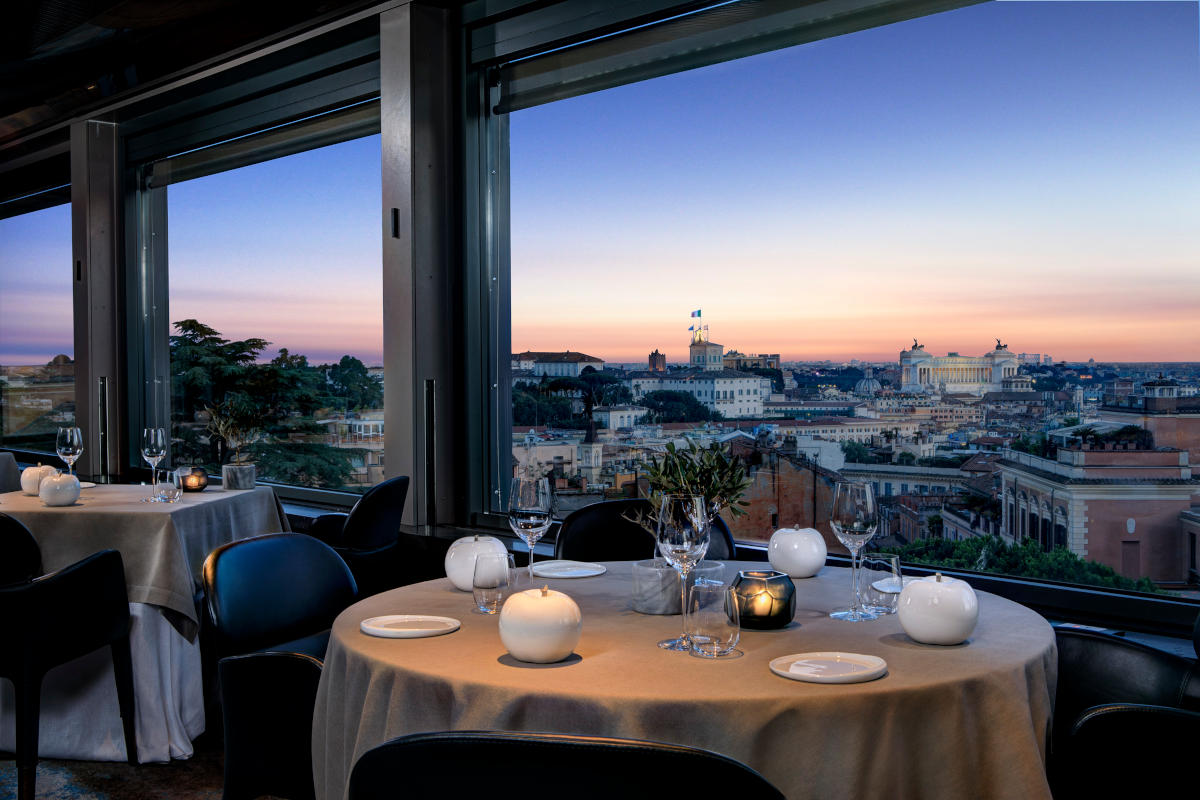 La terrazza dell'hotel Eden a Roma A La Terrazza, l'Armonia dei piatti di Ciervo vince anche lo spettacolare panorama