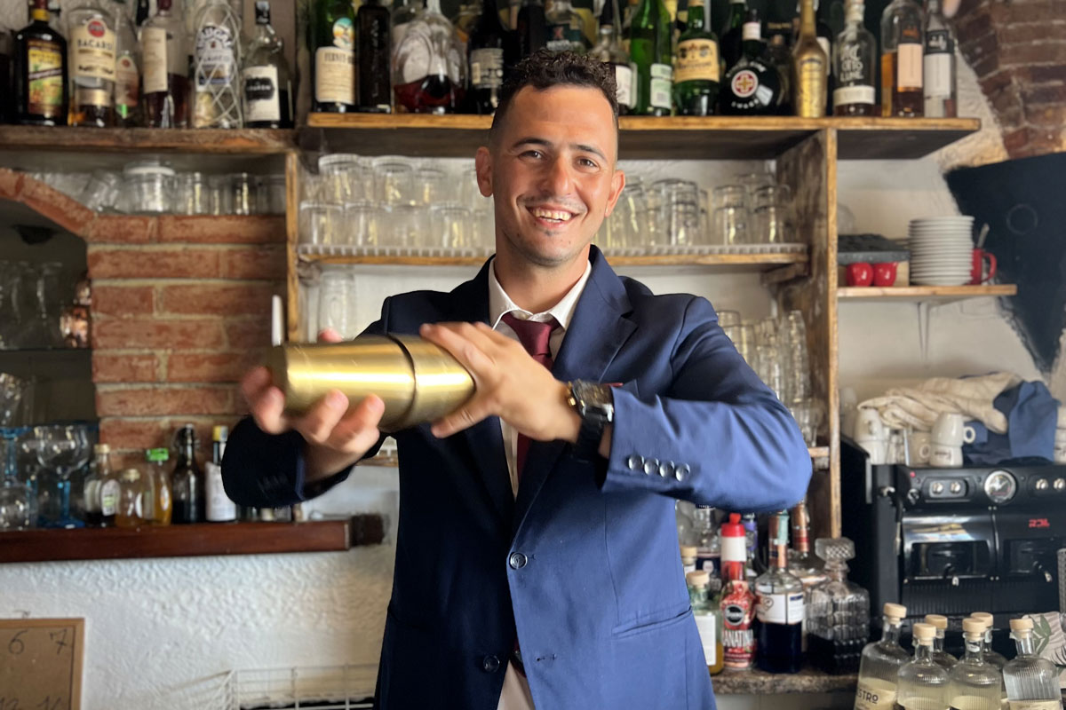 Dalla gavetta alla creazione di cocktail unici: Baldassarre Ruocco e il suo percorso nel bartending