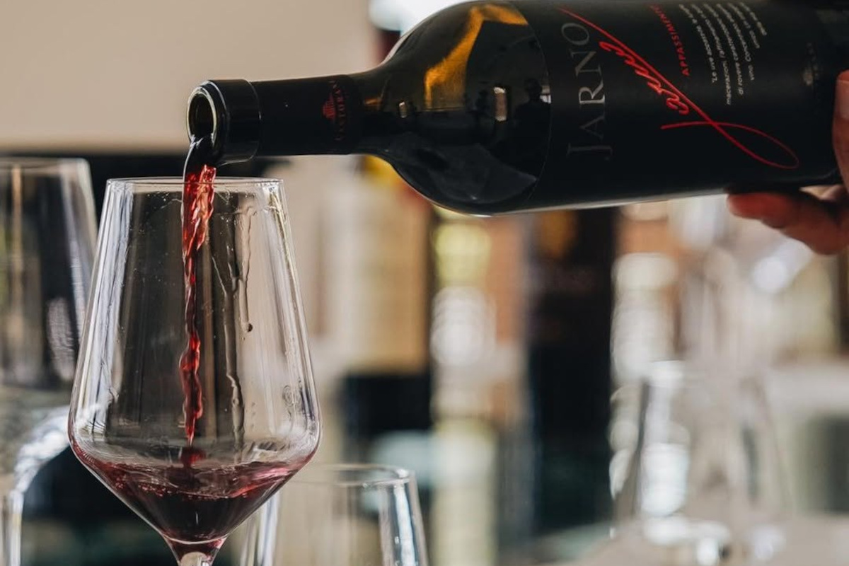 Cantina Castorani, dalla velocità della Formula 1 alla lentezza del vino