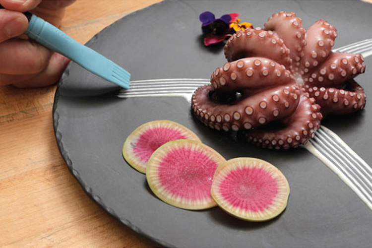 (Coltelleria Collini, uno sguardo agli Usa Mercer Tool Corp nelle case italiane) (Coltelleria Collini, uno sguardo agli Usa Mercer Tool Corp nelle case italiane)