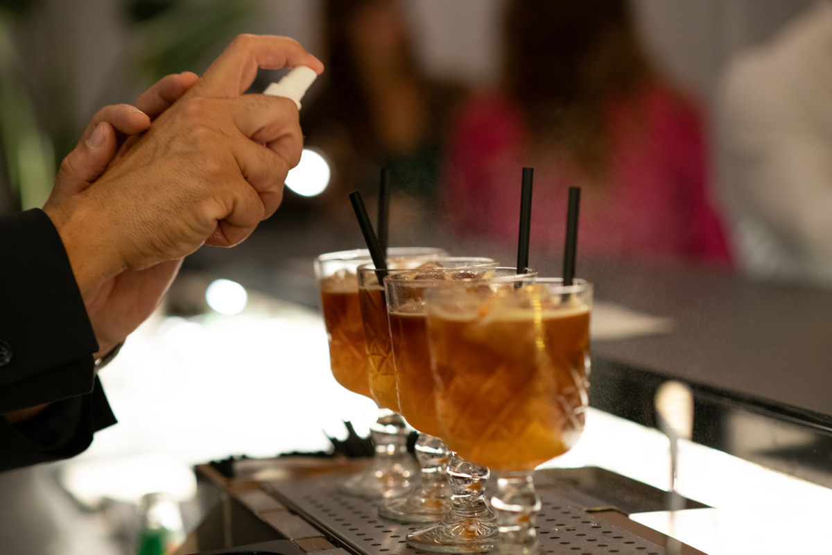 Serata di stelle e sapori: tra cibo e caffè all’Attico sul Mare di Grottammare