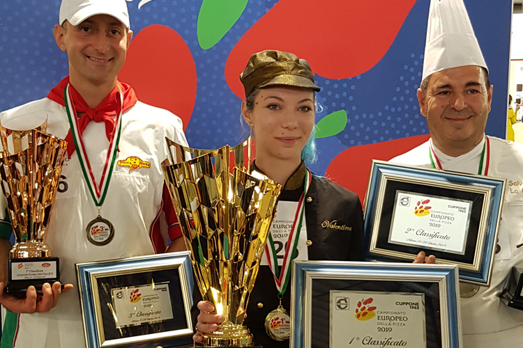 Riccardo Crescentini, Valentina La Porta, Salvatore La Porta (Le 5 Stagioni Agugiaro&Figna a fianco dei campioni della pizza)