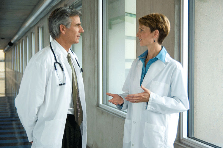 Bufale sul web, i medici contro Grillo &laquo;La scienza non &egrave; democratica&raquo;