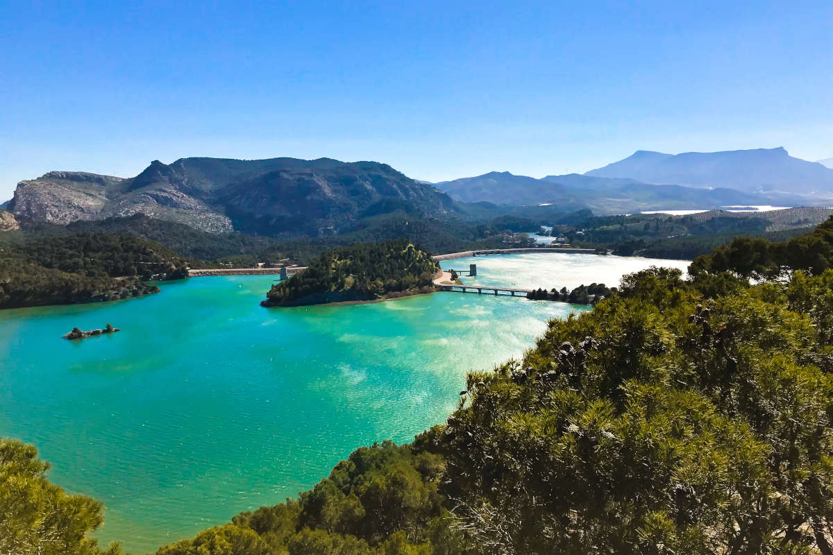 Malaga: un viaggio tra eleganza, arte e sapori nella città che unisce continenti