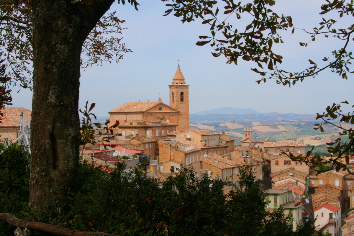 Un'immagine di Montegiorgio, in provincia di Fermo A Montegiorgio alla scoperta dela dieta mediterranea in 10 parole