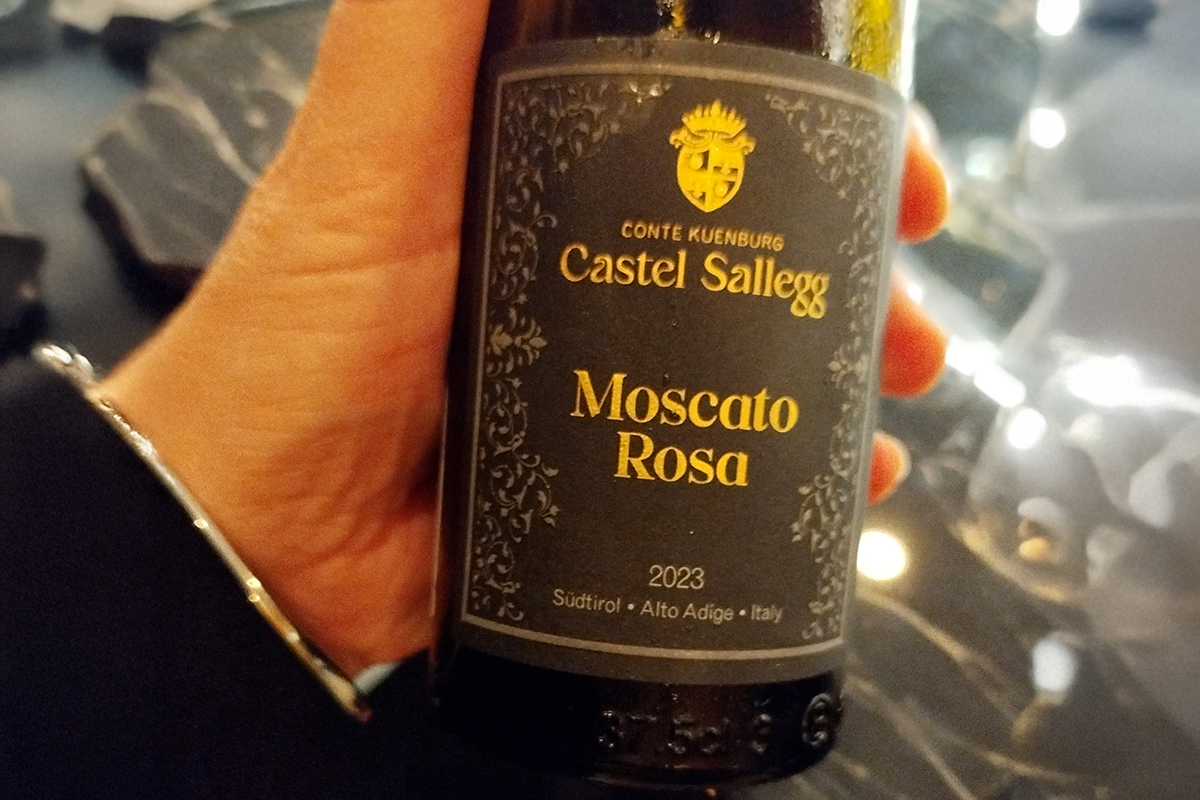 Dagli 800 metri al bicchiere: i vini d’alta quota dell’Alto Adige raccontati a Napoli