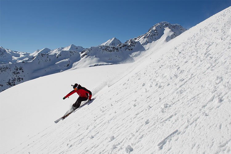 Neve, sci, cene stellate e relax termale Una stagione invernale vincente a Bormio