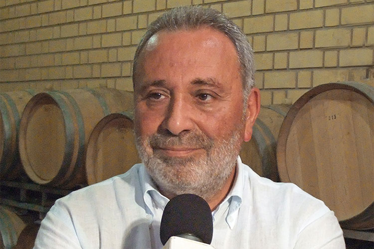 Tonino Verna (Nuova Docg Tullum Vini moderni con radici antiche)