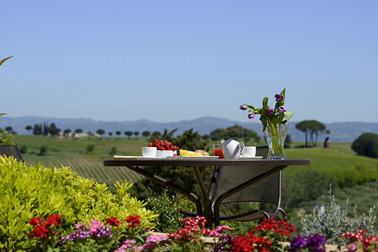 Colazione con vista (Nuovo chef al Borgobrufa È il giovane Andrea Impero)