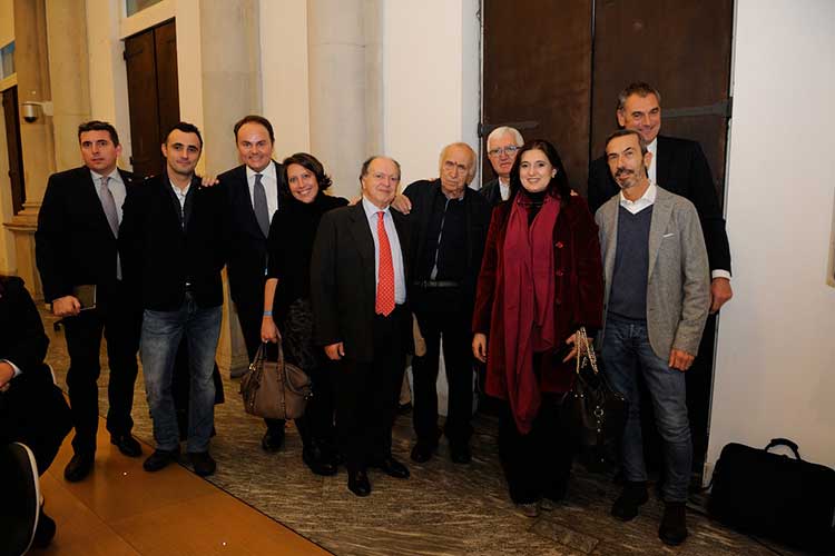 (Oltre i gesti Ruolo e futuro della sala al ristorante)